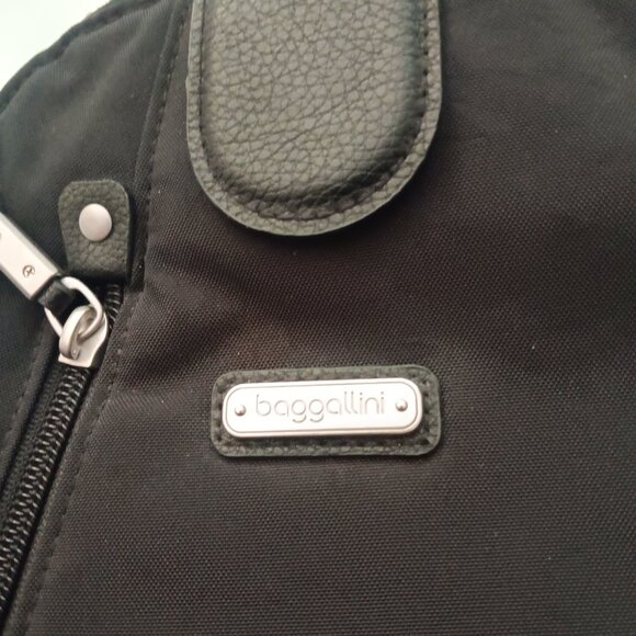 Baggallini Womens Metro Backpack main image 5